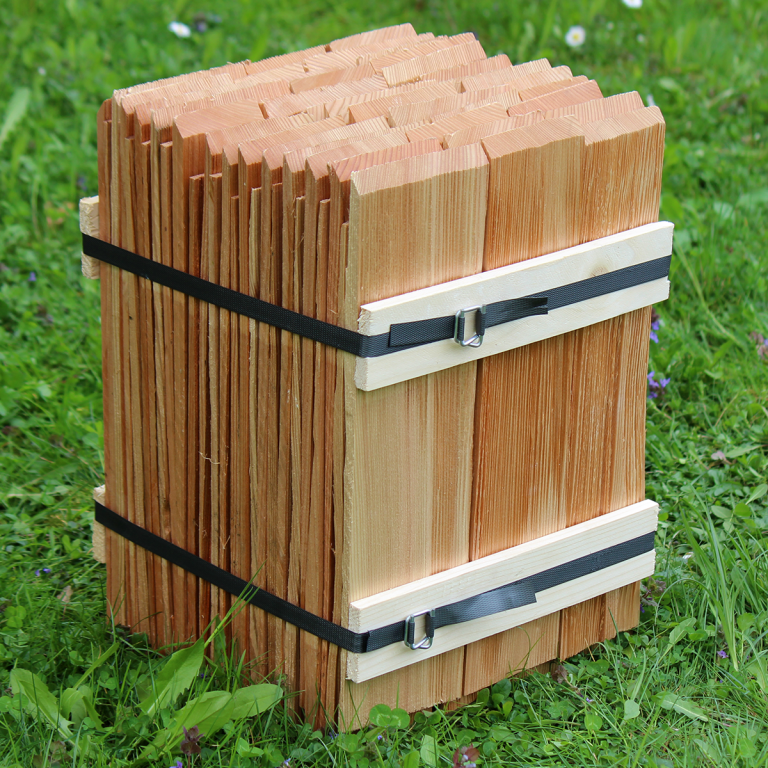 Holzschindeln aus Lärche 40 cm im Bund mit 45 Grad Fase